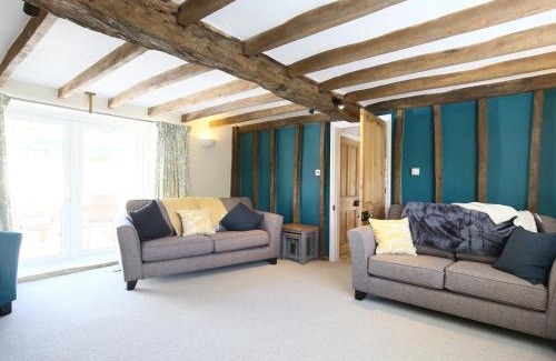 Bourton House | Washpool