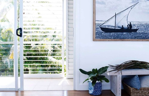 Palm Beach House | Water And Waves by Contemporary Hotels