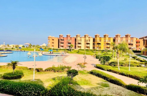 Ras Sudar Ski Chalet | Water Front-Porto Sokhna-For Familis