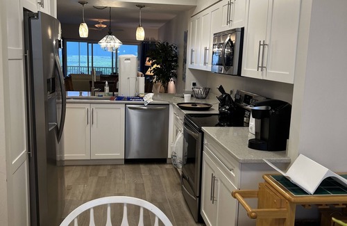 Vanderbilt Beach Apartment | Water view 2-bedroom condo steps from beach and park