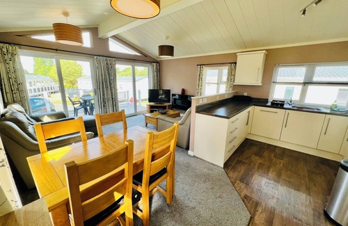 Hamworthy House | Waterfall Retreat Rockley Park Restful 2 Bedroom Lodge Poole