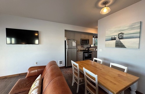 Old Town House | Waterfront 2 Bed 2 bath, Woodstove + INCREDIBLE VIEWS right on Bodega Bay!