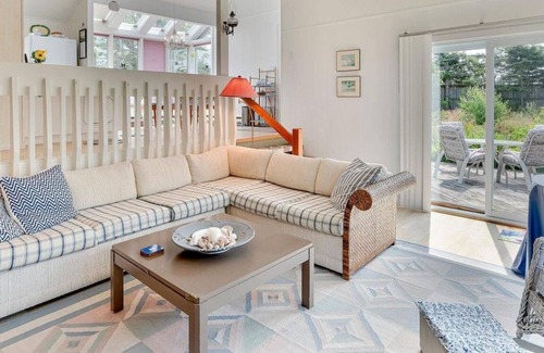 Stanhope Cottage | Waterfront 2 BR cottage on 1 acre private lot walking distance to beaches!
