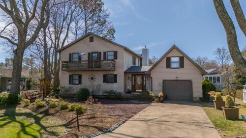 Ocean Pines House | Waterfront 5-Bedroom Home in Ocean Pines Spacious & Luxurious Retreat
