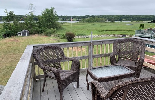 Camp Ellis House | Waterfront 5BR/3 bath in Camp Ellis!