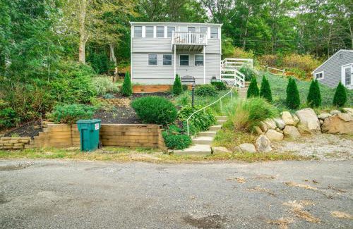 Mashpee House | Waterfront Cape Cod Cottage on Peters Pond
