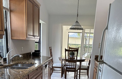 Hobe Sound House | Waterfront Cottage. NEW to market - just painted and furnished!