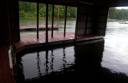 Buchanan House | Waterfront Cottage on Kentucky Lake