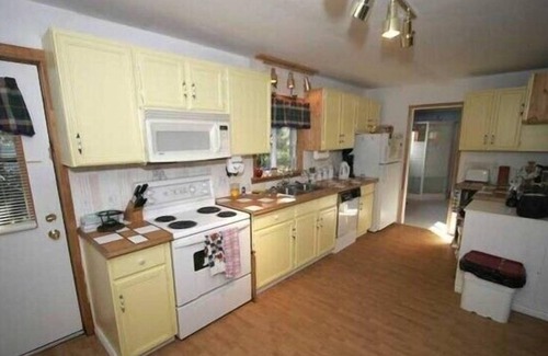 Northern Bruce Peninsula Cottage | Waterfront Executive Cottage - Bruce Peninsula