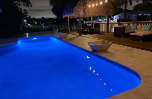 Plantation House | Waterfront Fort Lauderdale House with Heated-pool - 3 Bedrooms 1.5 bathrooms