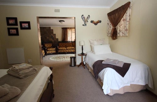 Carolina House | Waterfront Guest House