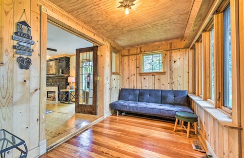 Harsens Island House | Waterfront Home on Harsens Island w/ Dock!