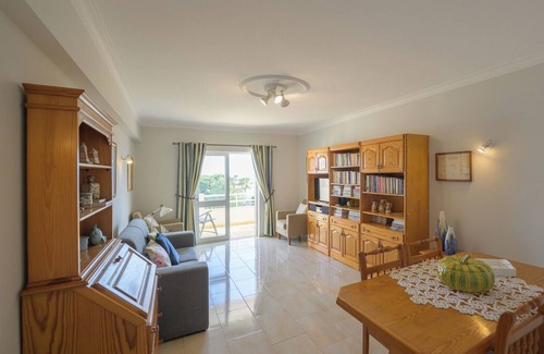 Cavacos Apartment | Waterfront in Quarteira - Perfect vacation by the sea!