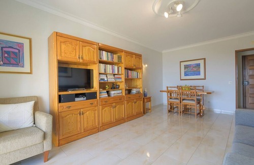 Cavacos Apartment | Waterfront in Quarteira - Perfect vacation by the sea!