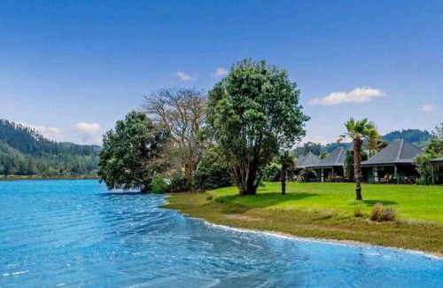 Tairua House | Waterfront island-style 1-bdrm superior Villa