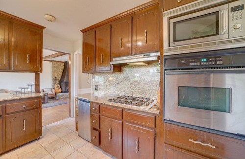 Mannford House | Waterfront Keystone Lake Gem: Private Dock, Kayaks