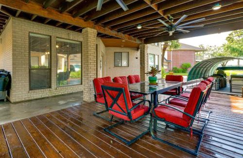 Walden on Lake Conroe House | Waterfront Lake Conroe Home with Pool Access!