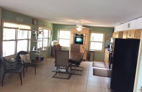 Crawfordville House | Waterfront Large 3 bd., kayak, birding,fishing, near FSU, St.Marks!
