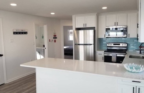 Milford House | Waterfront Oasis Summ