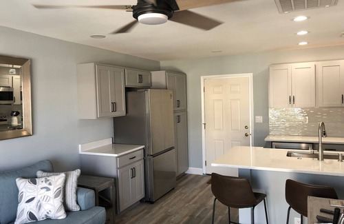 Venice Condo | Waterfront one BR condo in beautiful Venice Beach FL. Pool, beach and marina.n