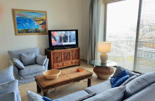 Tower Road Apartment | Waterfront Panorama Massive Three Bedrooms Flat S8