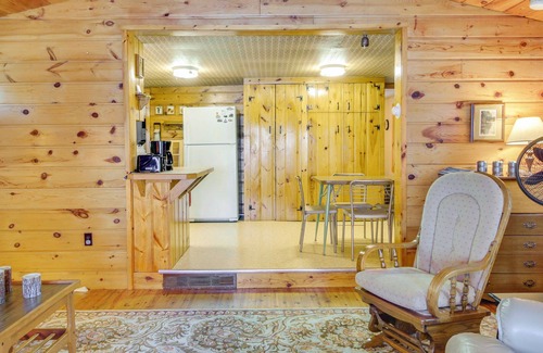 Pequot Lakes Cabin | Waterfront Pequot Lakes Cabin: Fire Pit + Views!