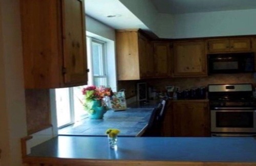 Frankfort House | Waterfront Stream Gambrel