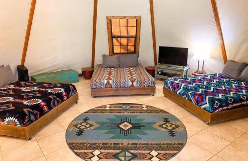 Seguin House | Waterfront Teepee 3 Jumping Fish