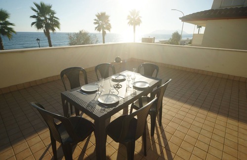 Terracina Villa | Waterfront villa - A terrace by the sea