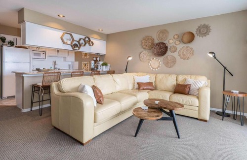 Lincoln City House | Waters Edge 304