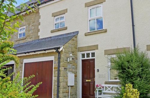 Warkworth House | Waterside