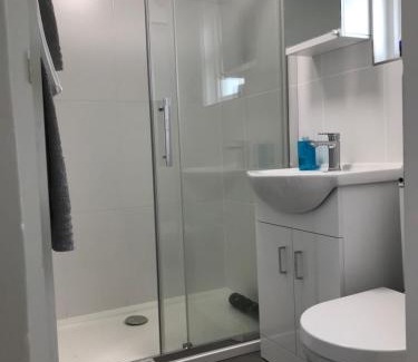 Kingsbridge Apartment | Waterside Park Annex