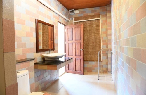 Pranburi Hotel | Waterside Resort