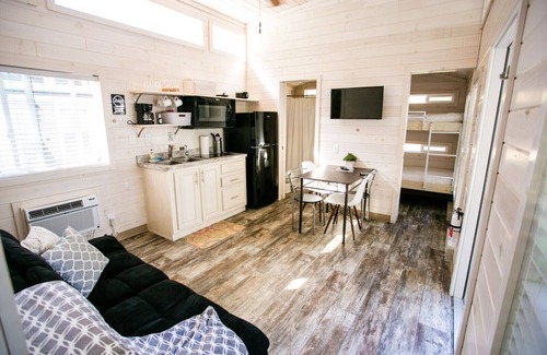 Steele Creek Cabin | Waterview Family Style 2 Bed Cabin #6