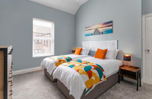 Anfield House | Watford House - Air Host & Stay - 3 Bedroom Period House