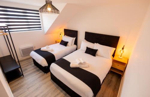 Watford Apartment | Watford Quality 3-bedroom Flat