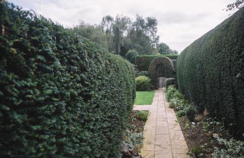 Lincoln House | Wayside , 3 bed , 2 bath charming house close to Lincoln