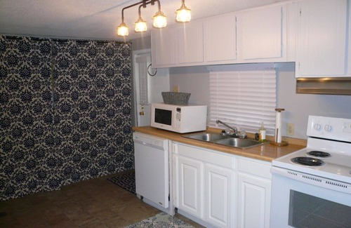 Mexico Beach Cottage | WE ARE BACK! NOW AVAILABLE! SNOWBIRDS CONTACT US FOR SPECIAL RATES!