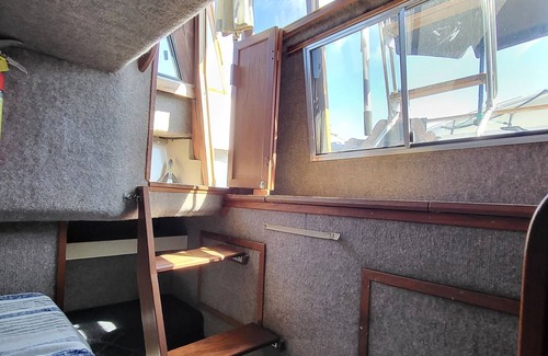 Richmond City Centre Boat Rental | We offer a unique and unforgettable experience for travelers in Richmond, BC