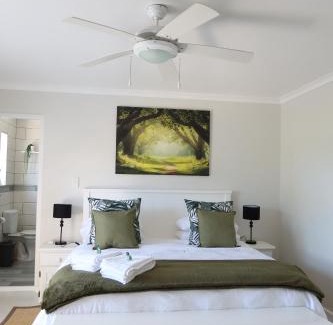 Port Elizabeth Apartment | Weaver Lane Country Escape - The Bandit Porcupine