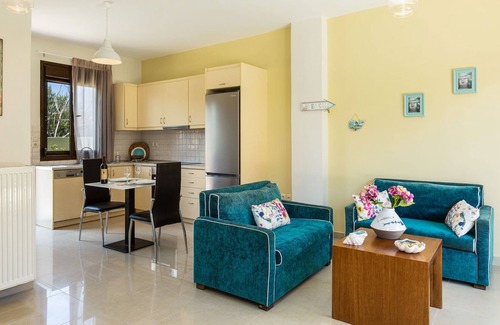 Loutra Villa | Wedding Villa Up to 20