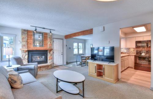 Four O'Clock Apartment | Wedgewood Lodge