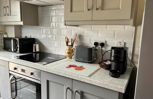 Caledon House | Wee Betty’s Cottage