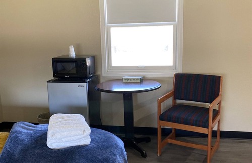 Prescott House | Weekly & Monthly Low Rates