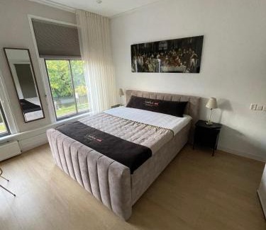 Zwolle Bed & Breakfast | Weezen by Gracht