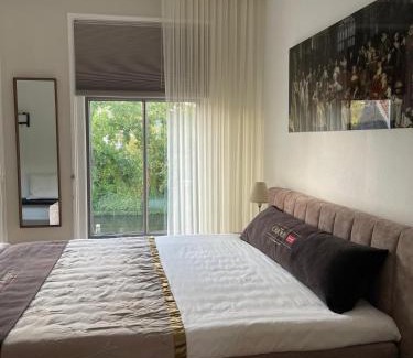 Zwolle Bed & Breakfast | Weezen by Gracht