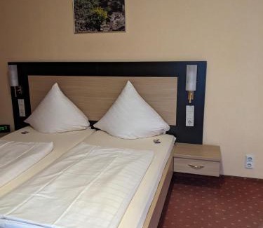 Bremm Hotel | Weinhaus Berg