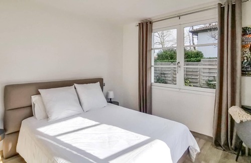 Saint-Martin-de-Seignanx House | Welcome to this stylish and welcoming vacation home with jacuzzi in Saint Martin de Seignanx.