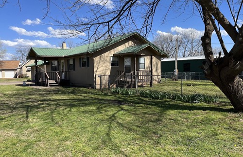 Copeland House | Welcome Inn at Grand Lake Grove Oklahoma, fishing, vacation rental, close to all