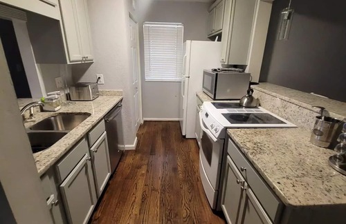 Meadowbrook Condo | WELCOME TO ALABAMA!
